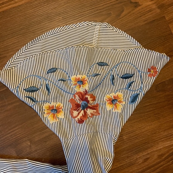 Vertical Striped Blouse with Floral Sleeve Details - Picture 3 of 3